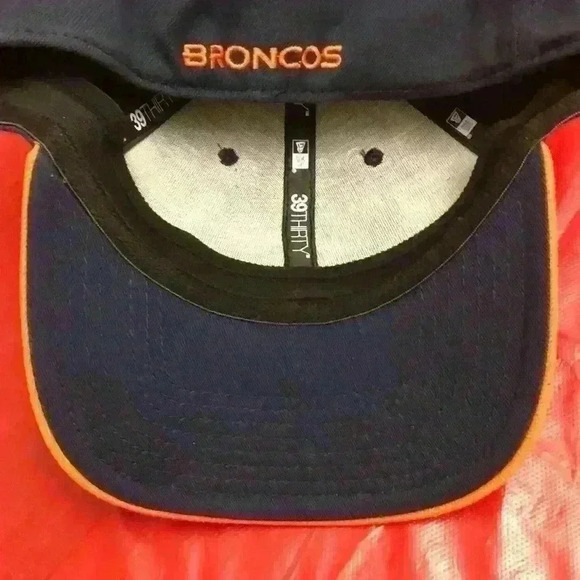 Broncos 🏈 Game Cap 🐎 - Picture 3 of 5